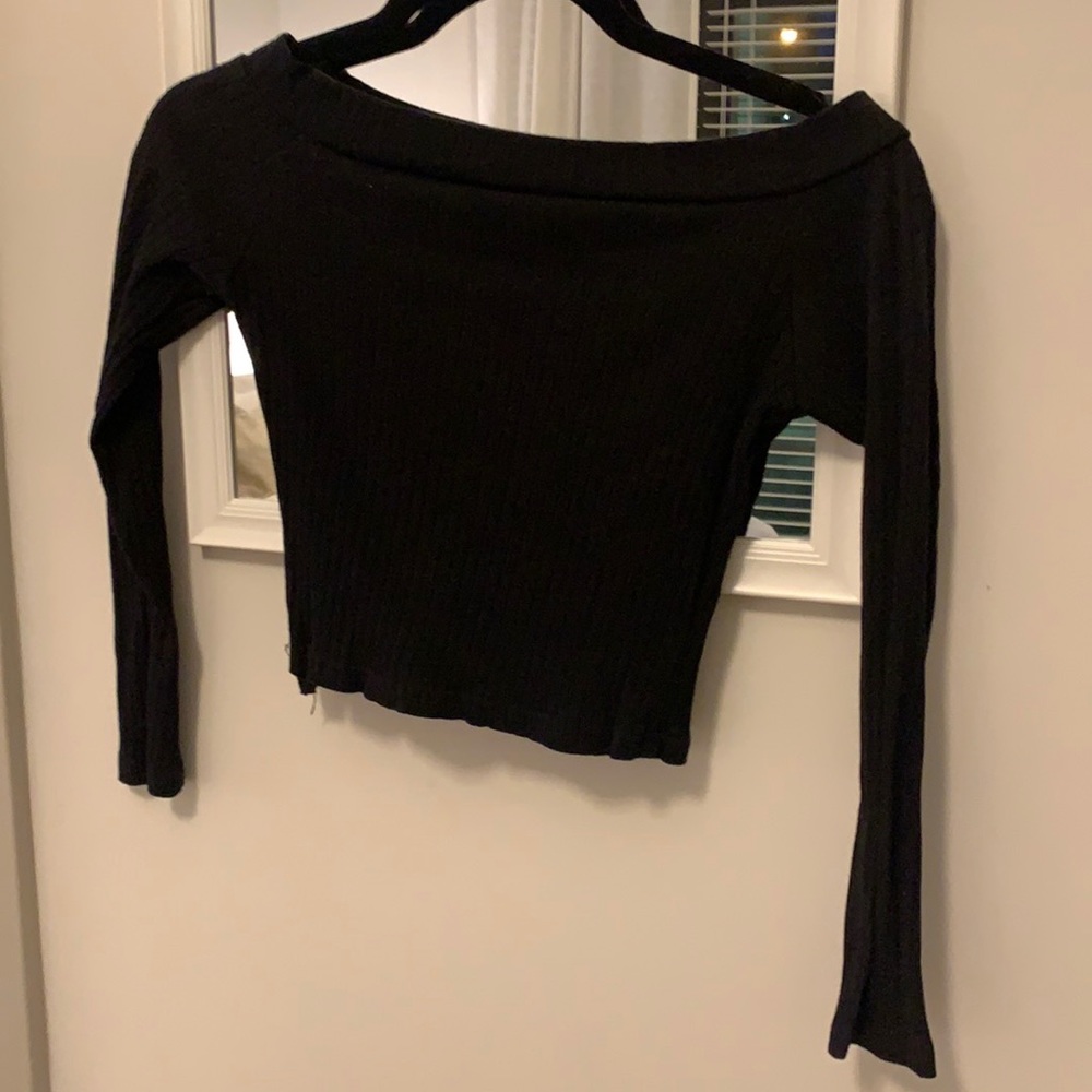 Black off the shoulder crop top